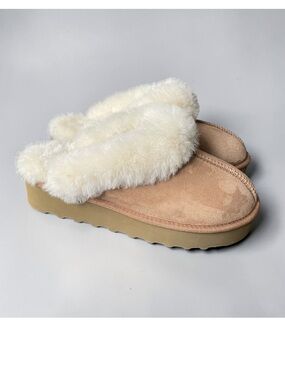 Kirkland Signature Women's Shearling Platform Slipper Sandals